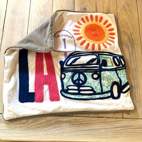 POTTERY BARN TEEN Pillow Cover Zippered Los Angeles LA VW Volkswagen  18 x 18 in - Picture 2 of 7